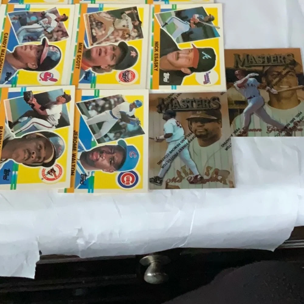 Bundle of Baseball Cards Lot 322